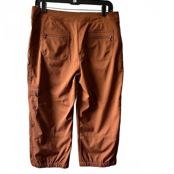 Tail Tech PerformanceWomen's Brown Capris - Picture 2 of 3